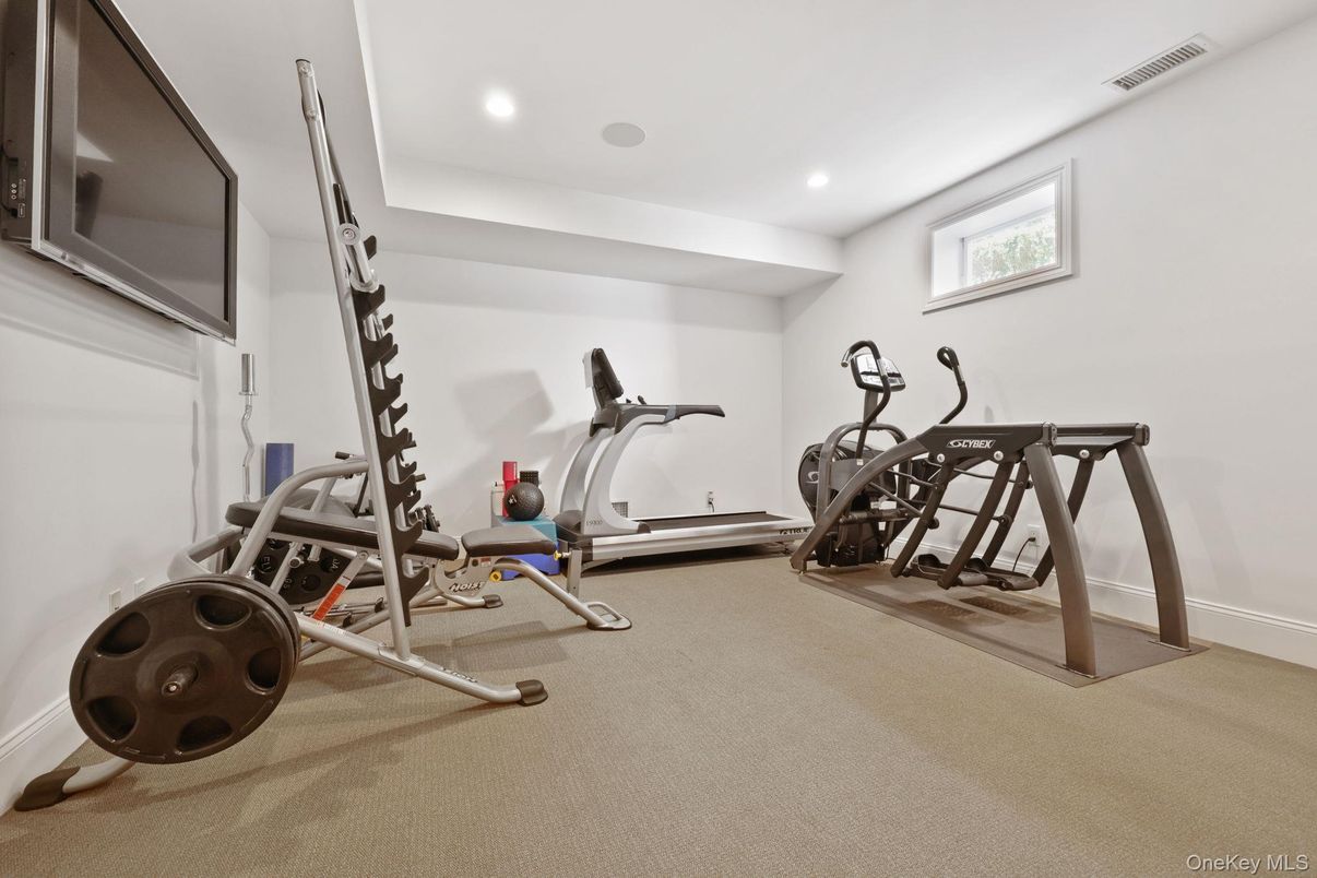 Fitness Equipment, Interior, Recessed Lighting