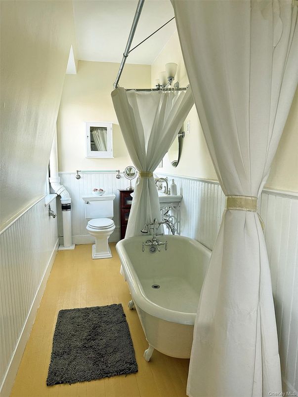 Bathroom, Interior, Wood Texture Flooring