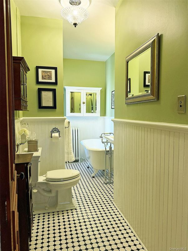 Bathroom, Free Standing Baths, Interior
