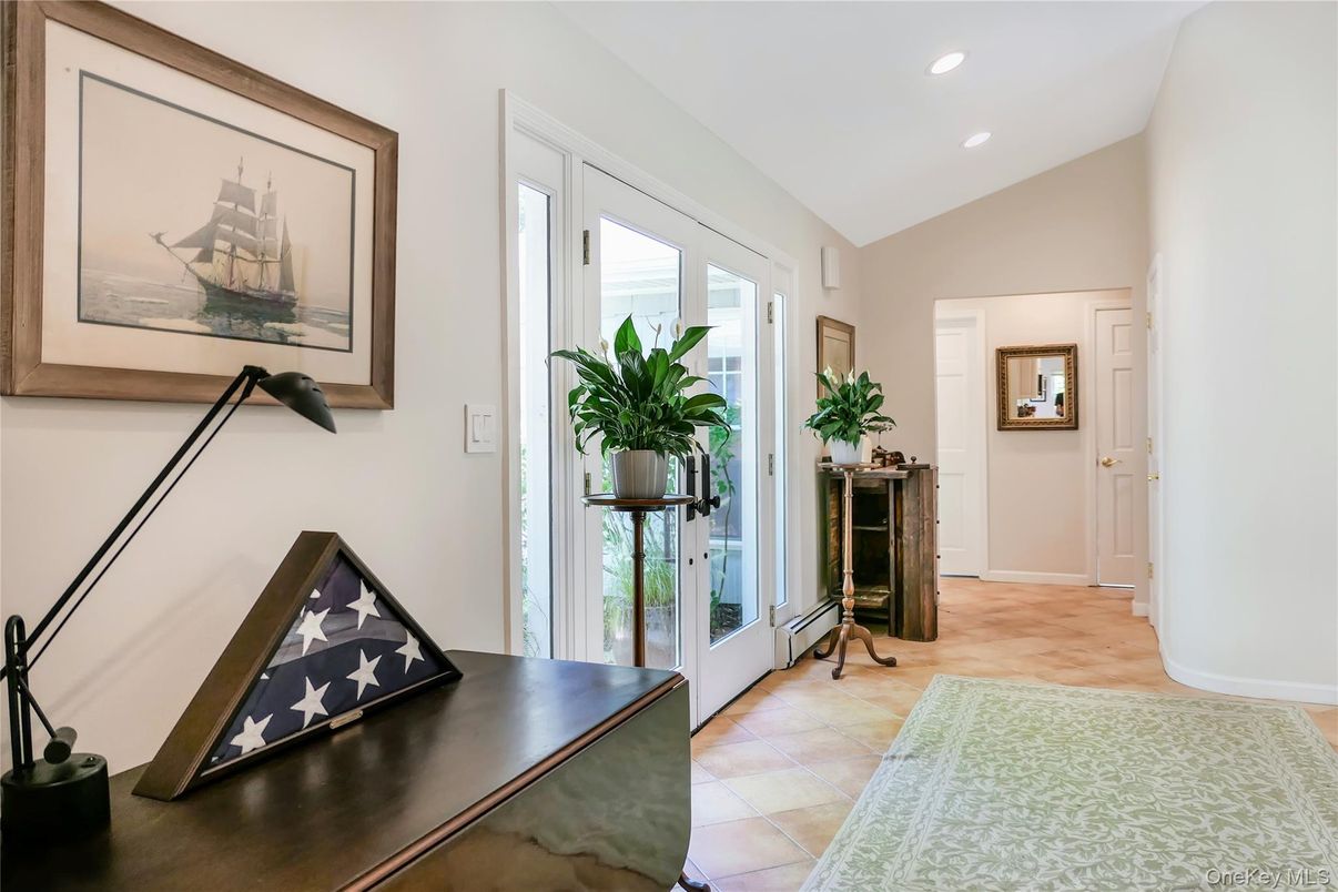 Interior, Recessed Lighting