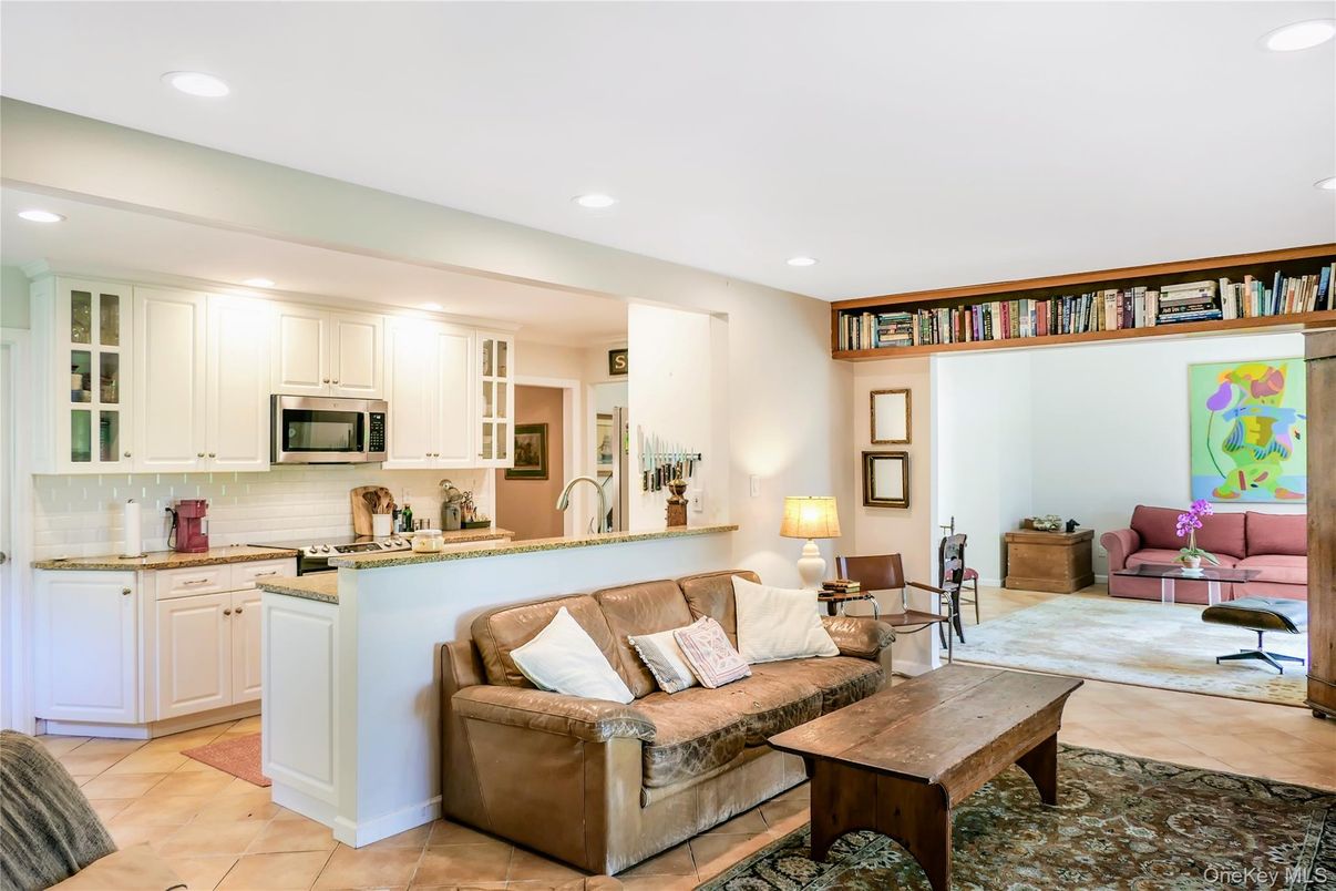 Interior, Kitchen, Living room, Recessed Lighting