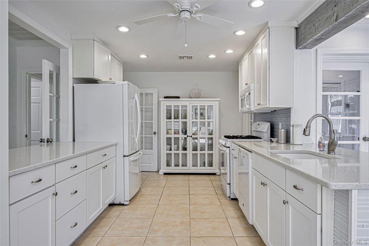 Interior, Kitchen, Recessed Lighting