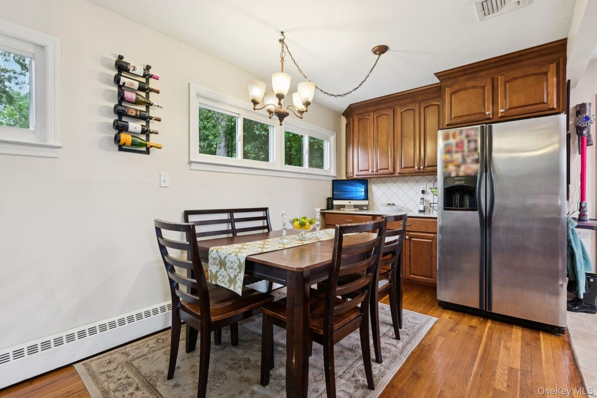 Chandelier, Dining room, Interior, Kitchen, Wood Texture Flooring