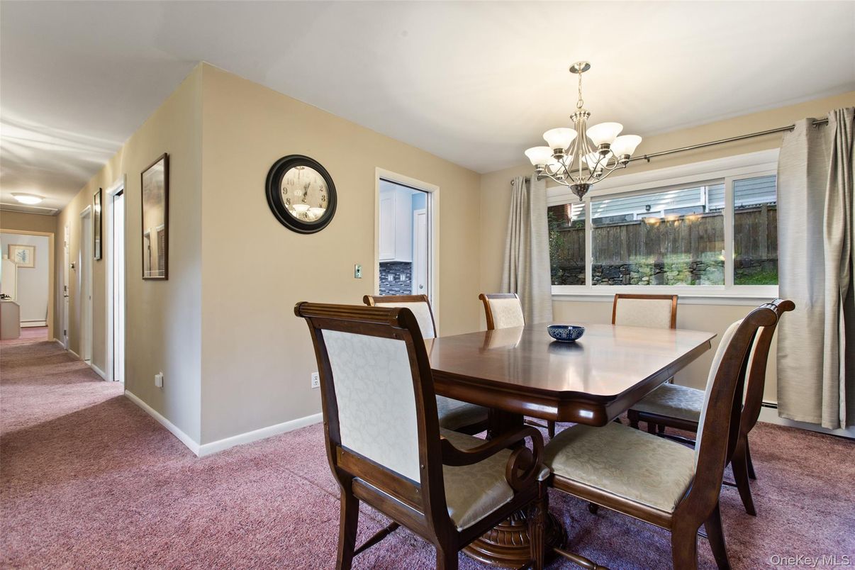 Chandelier, Dining room, Interior