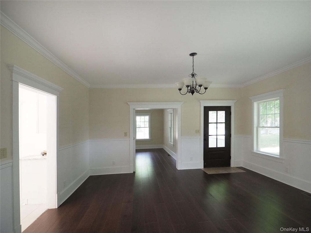 Chandelier, Empty room, Interior, Wood Texture Flooring