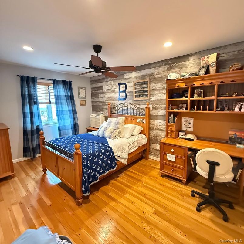 Bedroom, Home Office, Interior, Recessed Lighting, Wood Texture Flooring, Wooden Walls