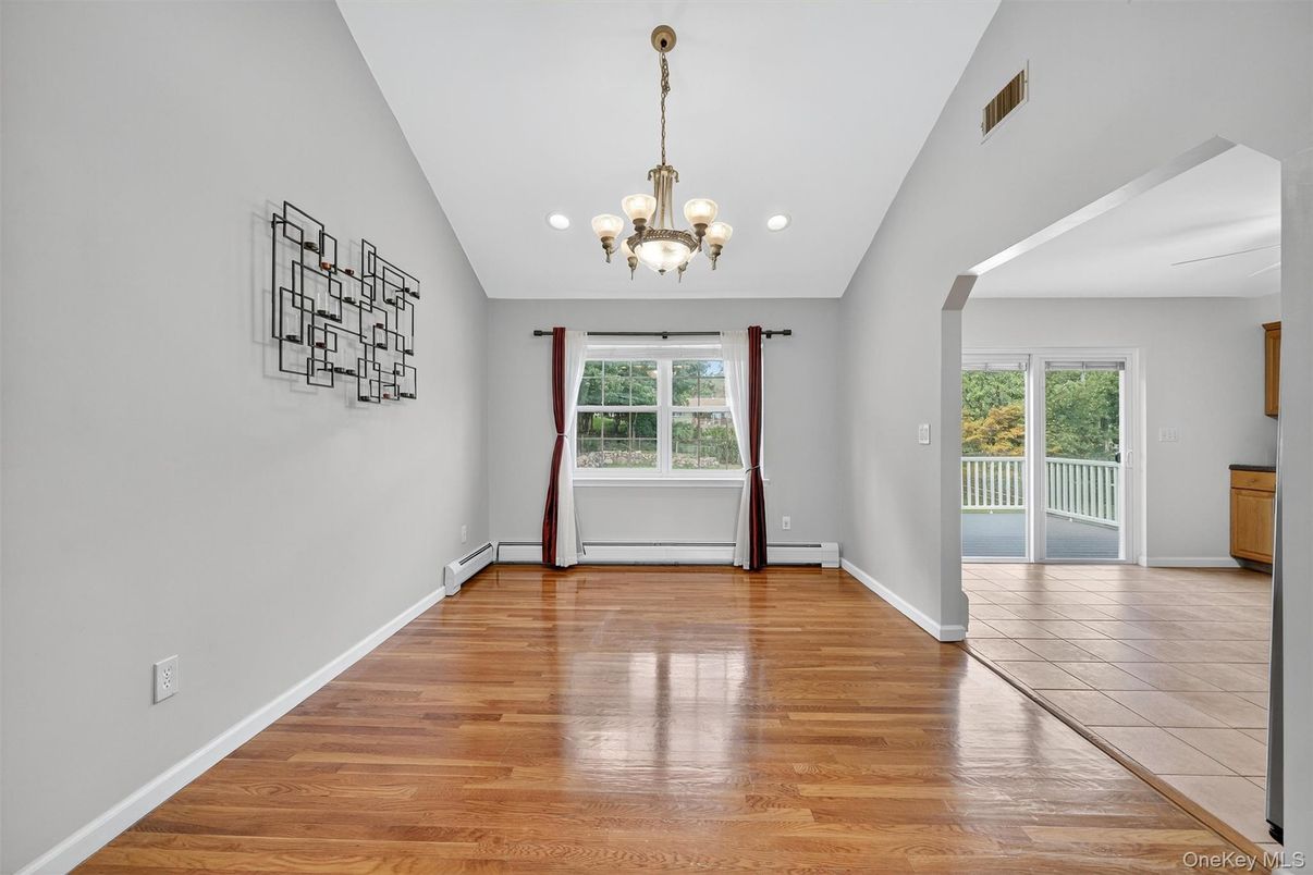 Chandelier, Empty room, Interior, Recessed Lighting, Wood Texture Flooring