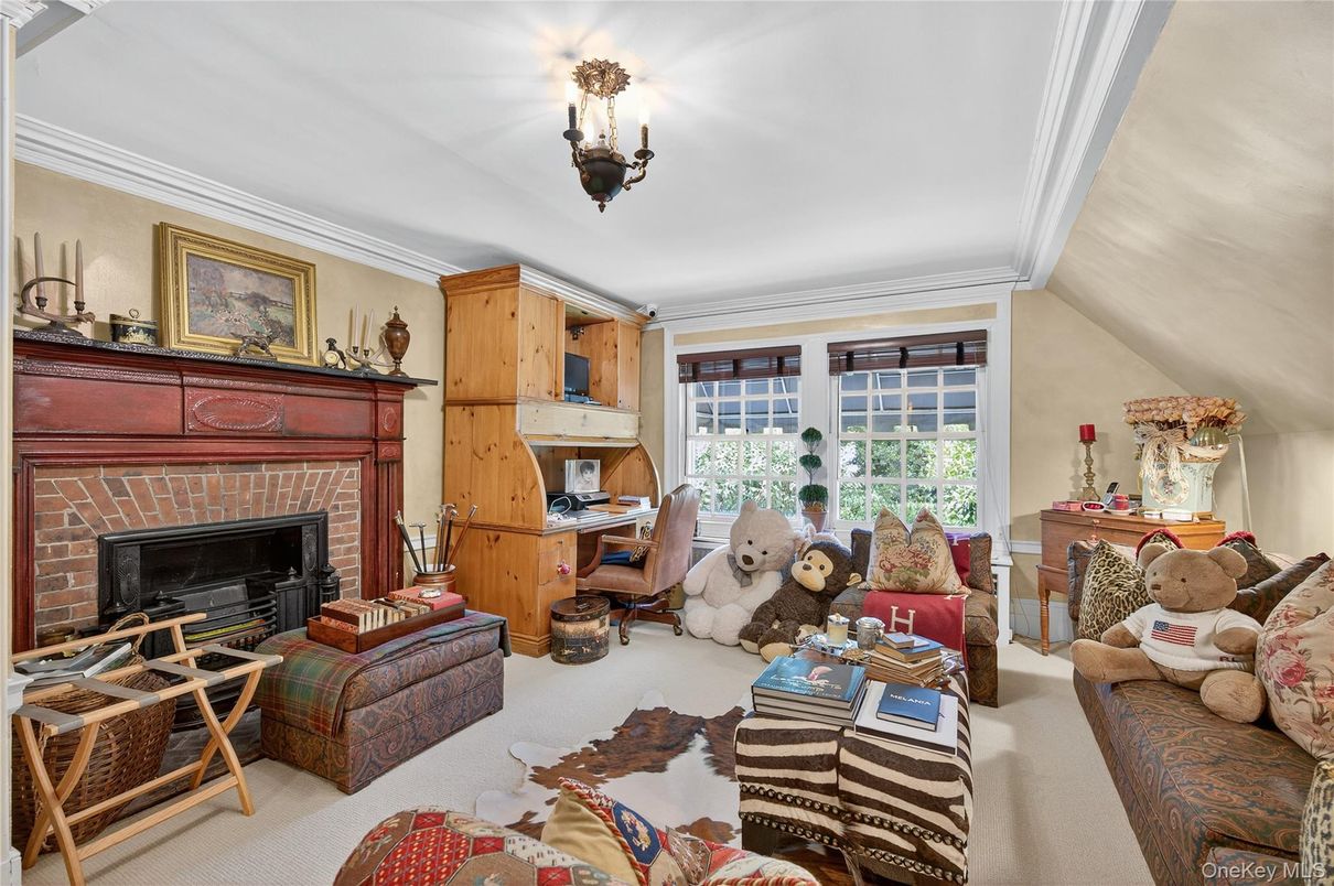 Fireplace, Interior, Living room