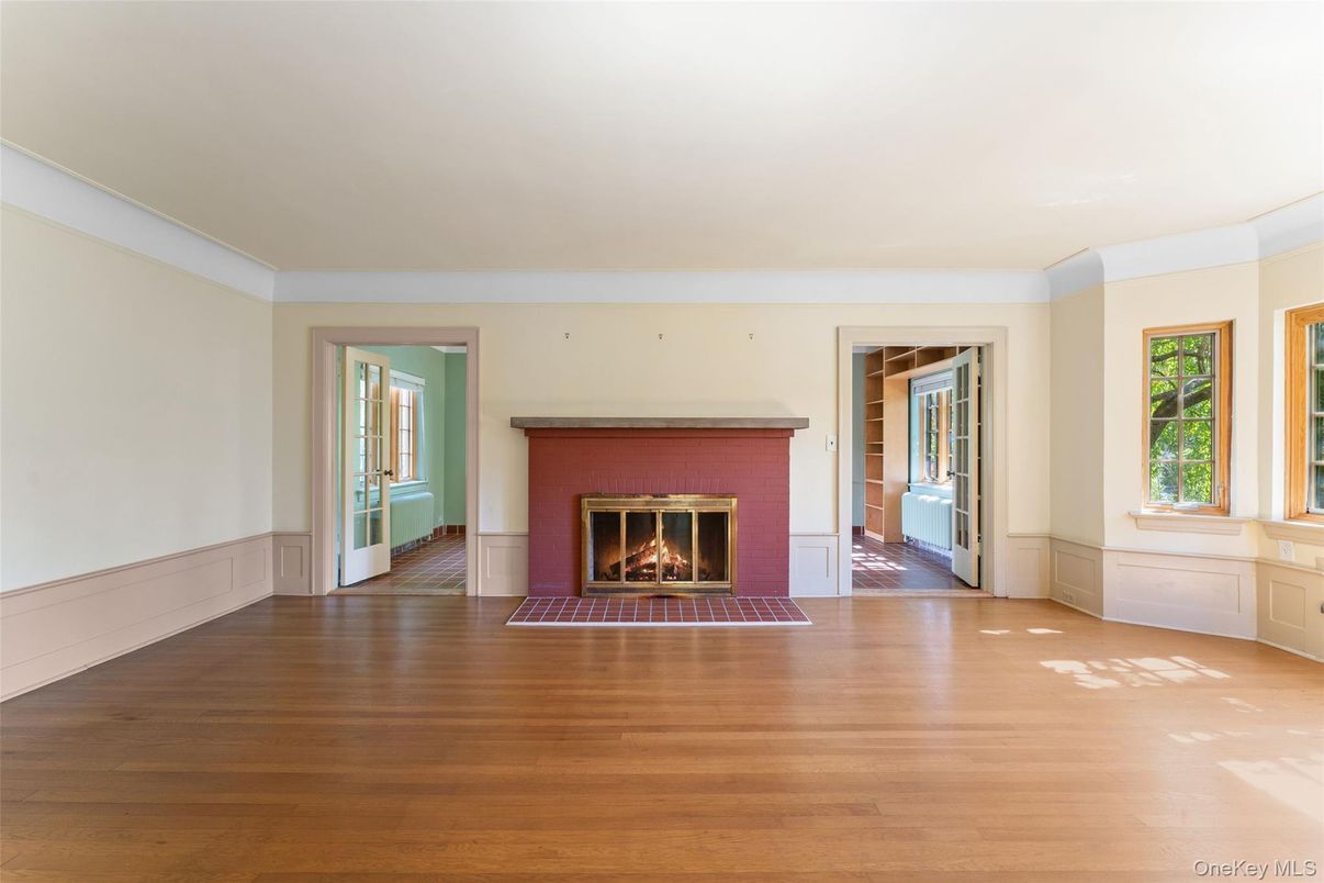 Empty room, Fireplace, Interior, Wood Texture Flooring