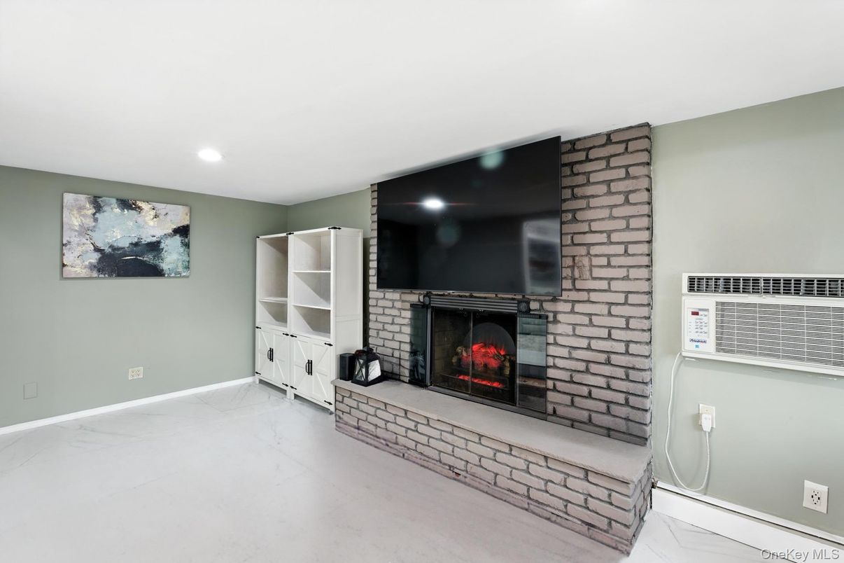 Fireplace, Interior, Marble, Recessed Lighting