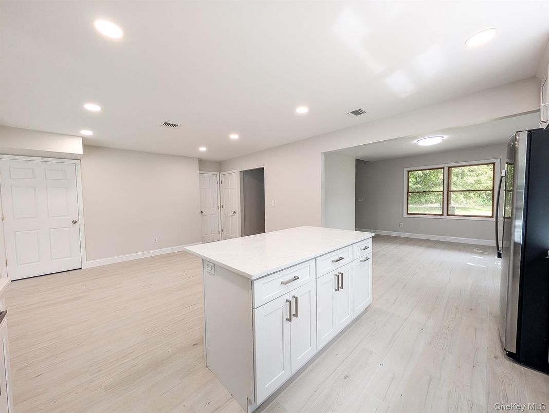 Empty room, Interior, Kitchen, Recessed Lighting, Wood Texture Flooring