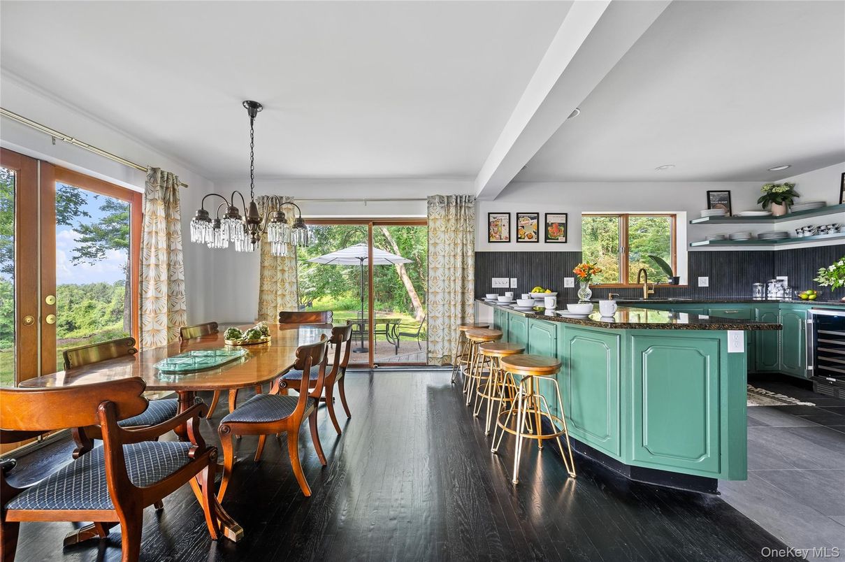 Dining room, Interior, Kitchen, Pendant Lights, Recessed Lighting, Wood Texture Flooring