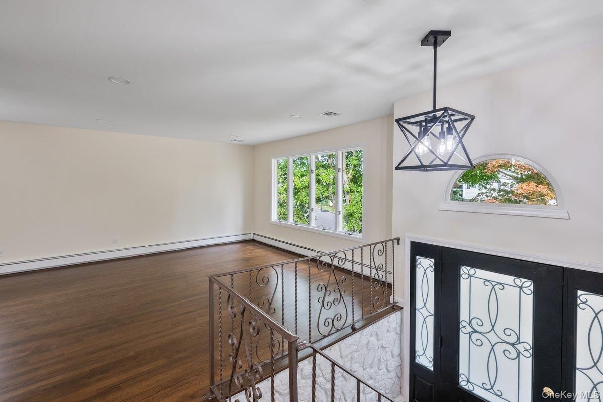 Interior, Pendant Lights, Recessed Lighting, Wood Texture Flooring