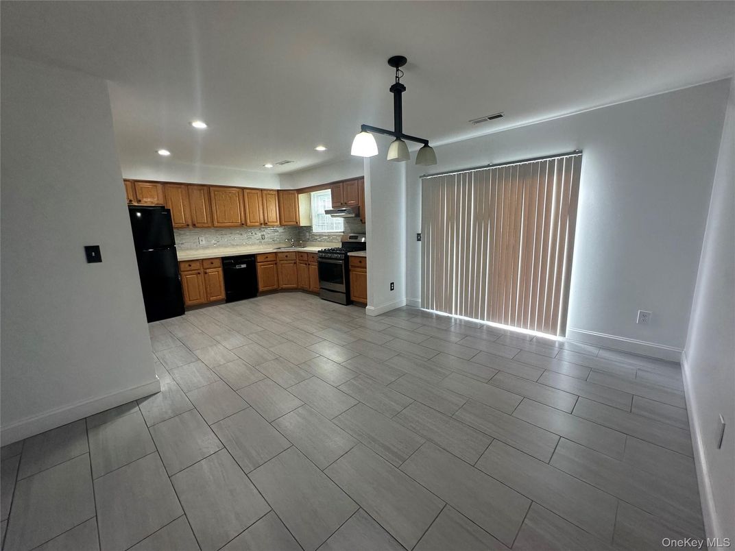 Interior, Kitchen, Pendant Lights, Recessed Lighting