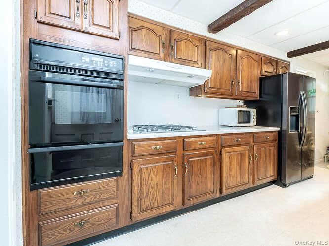 Interior, Kitchen, Recessed Lighting, Wooden Beams