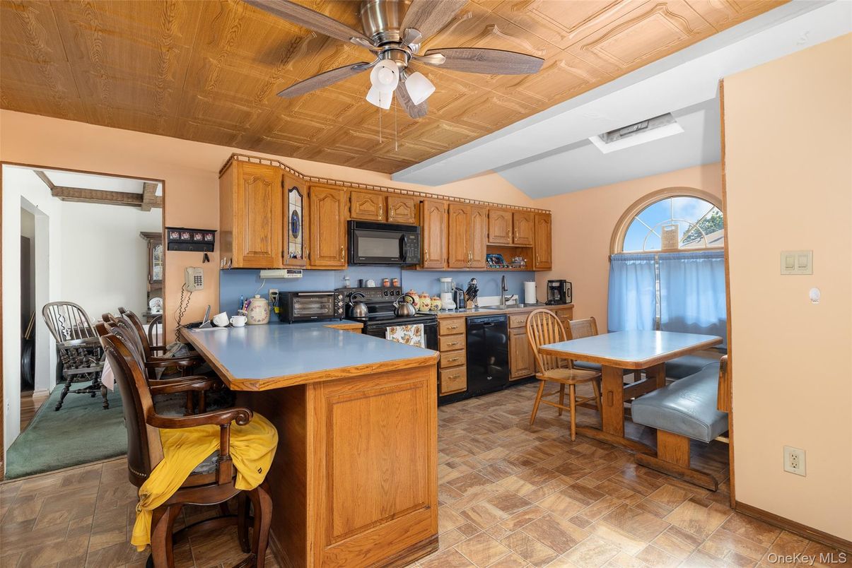 Dining room, Interior, Kitchen, Wooden Ceilings