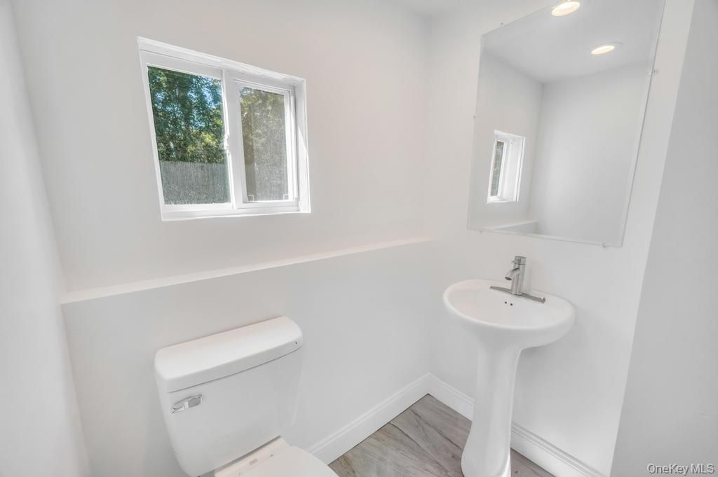 Bathroom, Interior, Recessed Lighting, Wood Texture Flooring