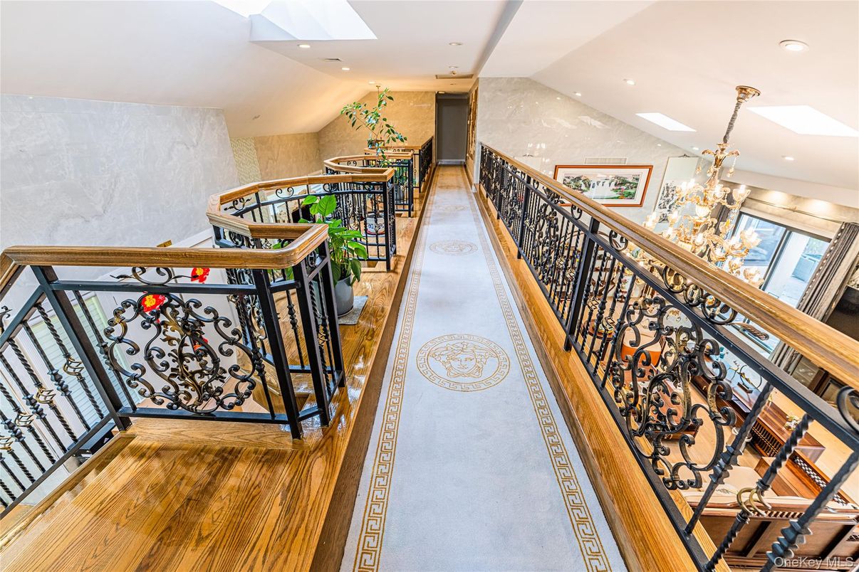 Chandelier, Interior, Recessed Lighting, Wood Texture Flooring