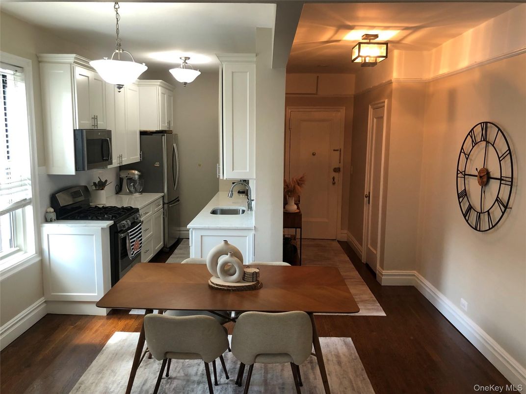 Dining room, Interior, Kitchen, Pendant Lights, Wood Texture Flooring