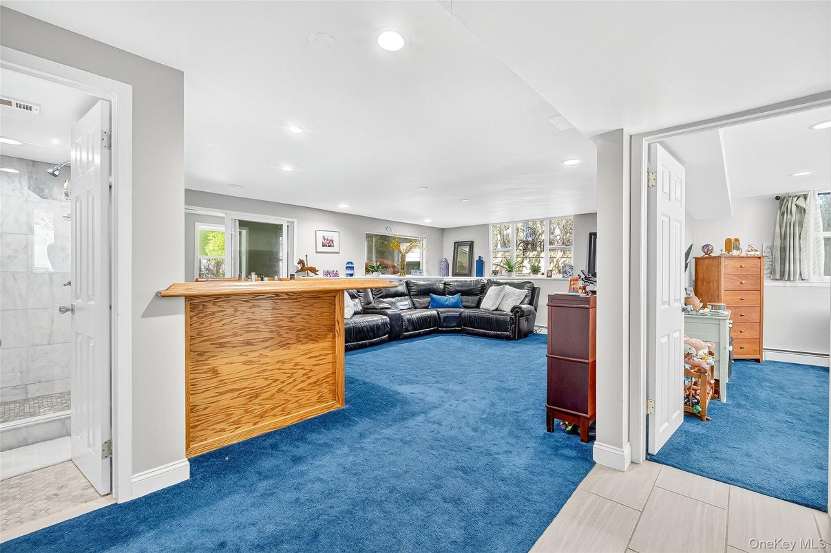 Interior, Living room, Marble Walls, Recessed Lighting