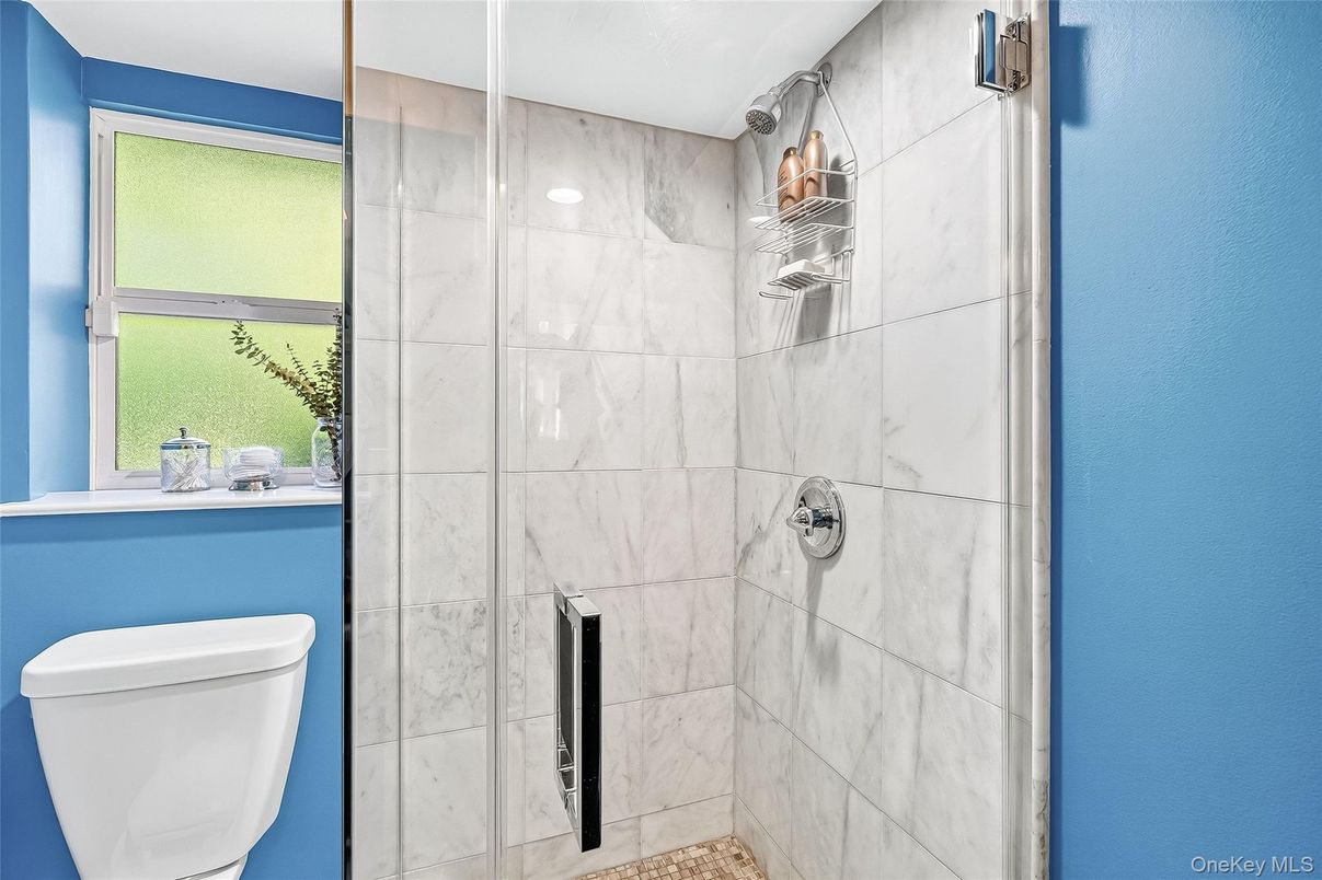 Bathroom, Interior, Marble Walls