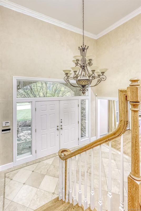 Chandelier, Interior, Marble