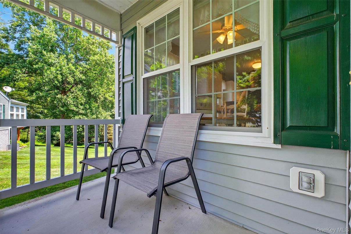 Exterior, Sun Room