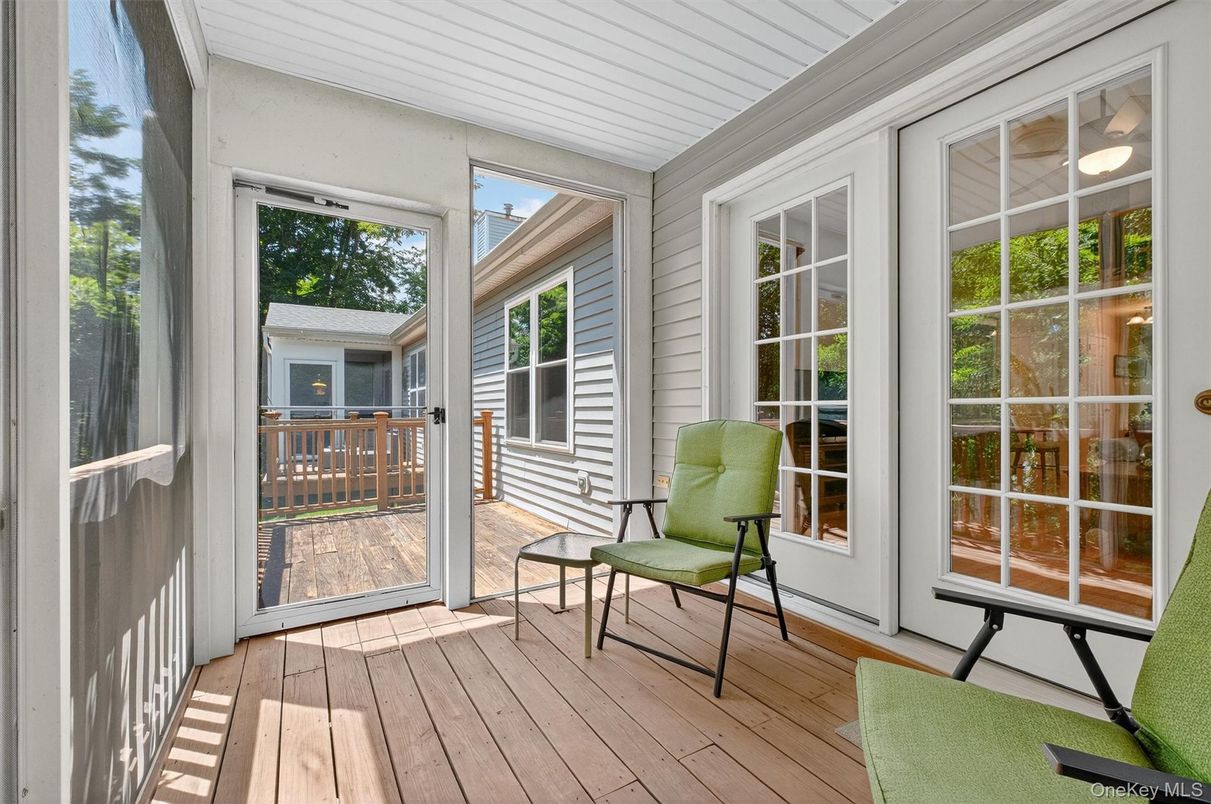 Interior, Sun Room, Wood Texture Flooring