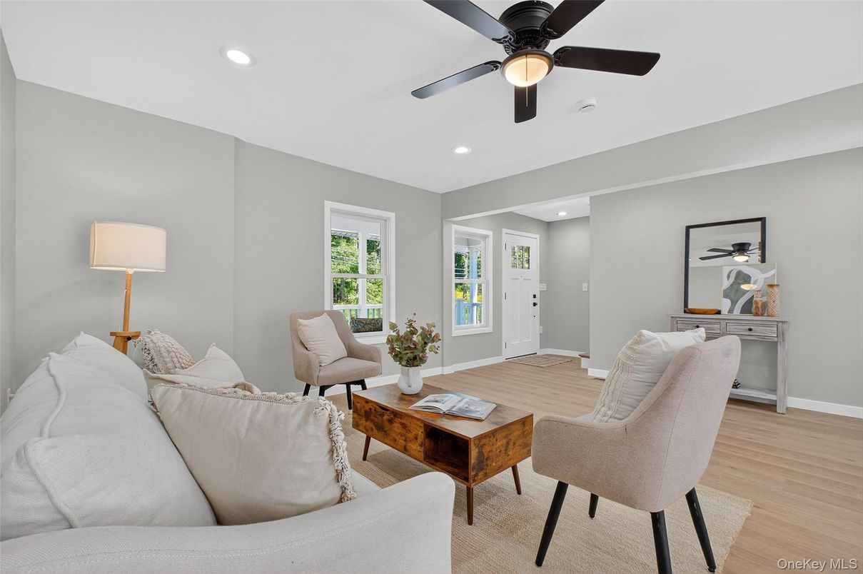 Home Office, Interior, Living room, Recessed Lighting, Wood Texture Flooring