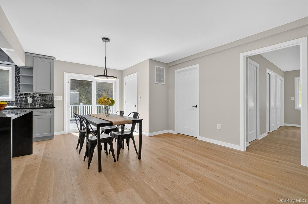 Dining room, Interior, Kitchen, Pendant Lights, Wood Texture Flooring