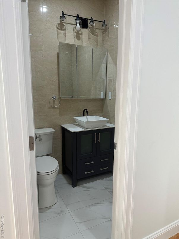 Bathroom, Dual Sink Vanities, Interior, Marble