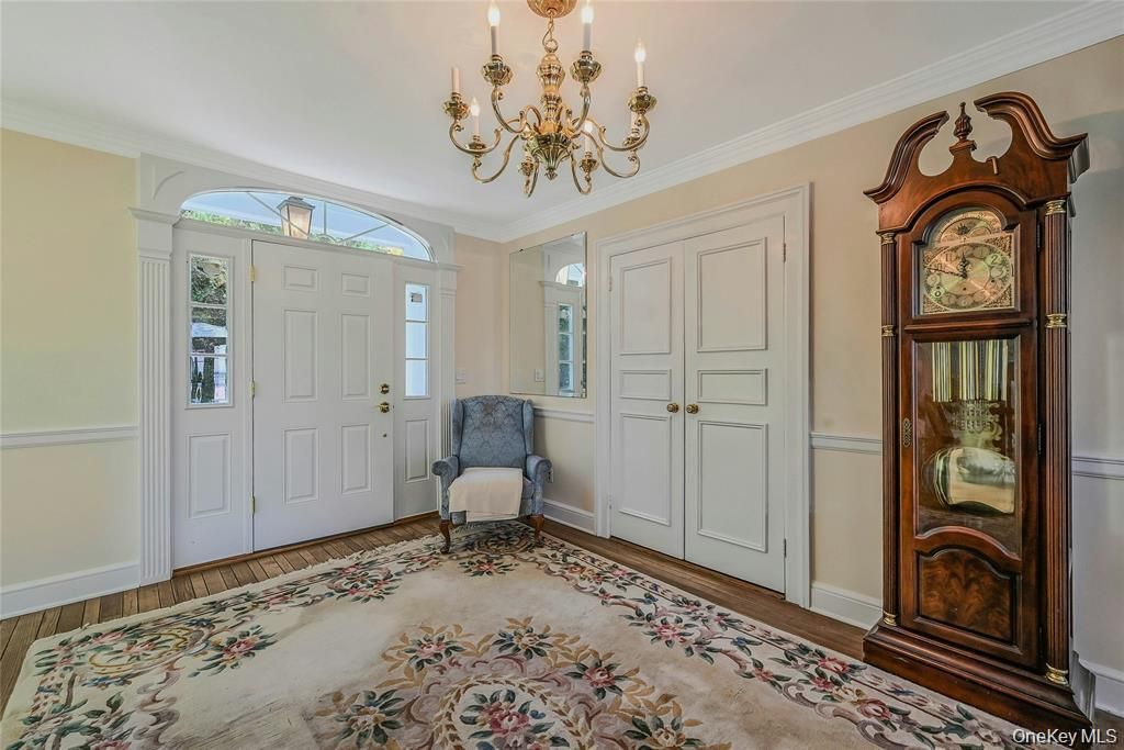 Chandelier, Interior, Wood Texture Flooring