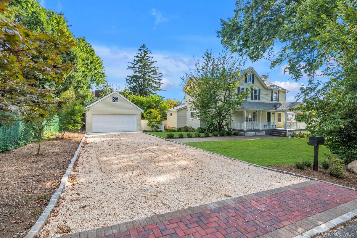 Backyard, Detached Garage, Exterior