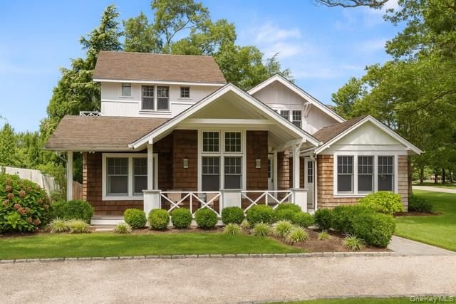 Exterior, Facade, American Craftsman