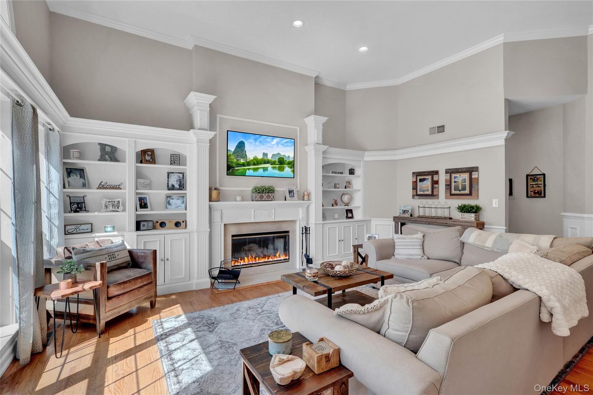 Fireplace, Interior, Living room, Recessed Lighting, Wood Texture Flooring