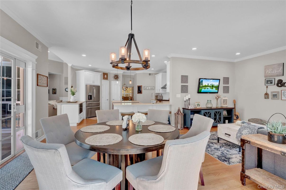 Chandelier, Dining room, Interior, Kitchen, Living room, Pendant Lights, Recessed Lighting, Wood Texture Flooring