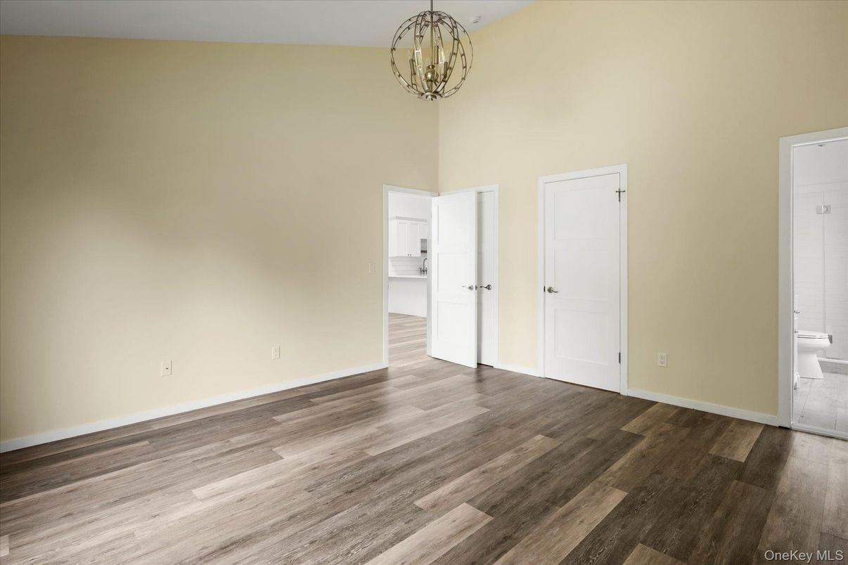 Chandelier, Empty room, Interior, Wood Texture Flooring
