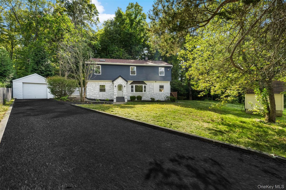 Backyard, Detached Garage, Exterior