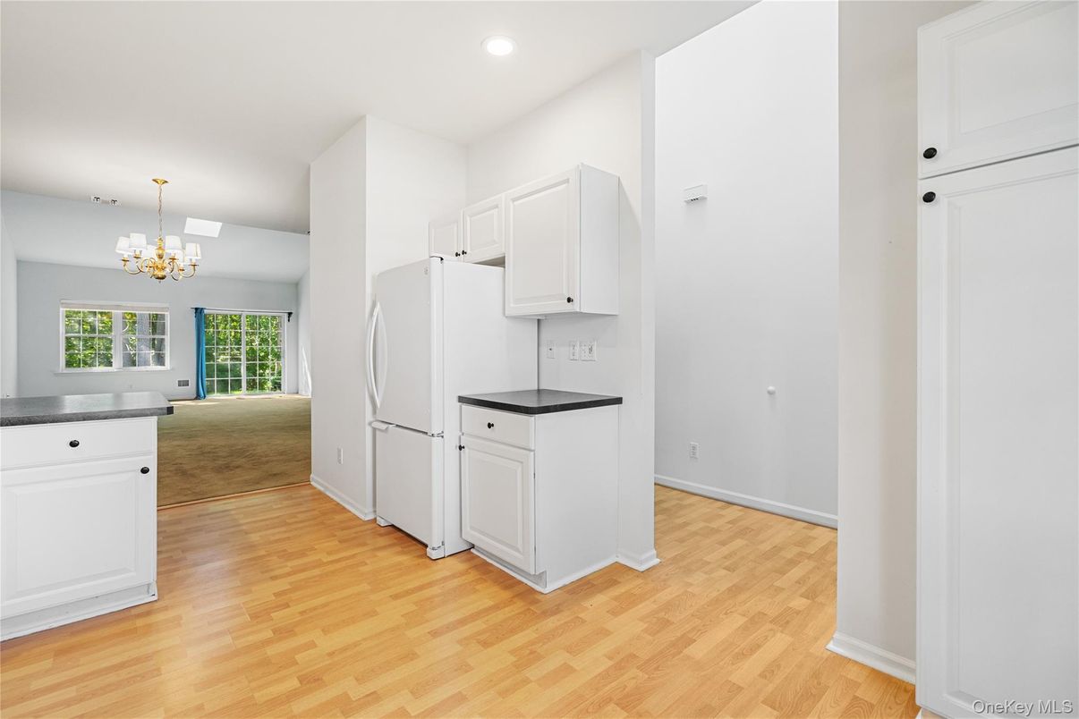 Chandelier, Interior, Kitchen, Recessed Lighting, Wood Texture Flooring