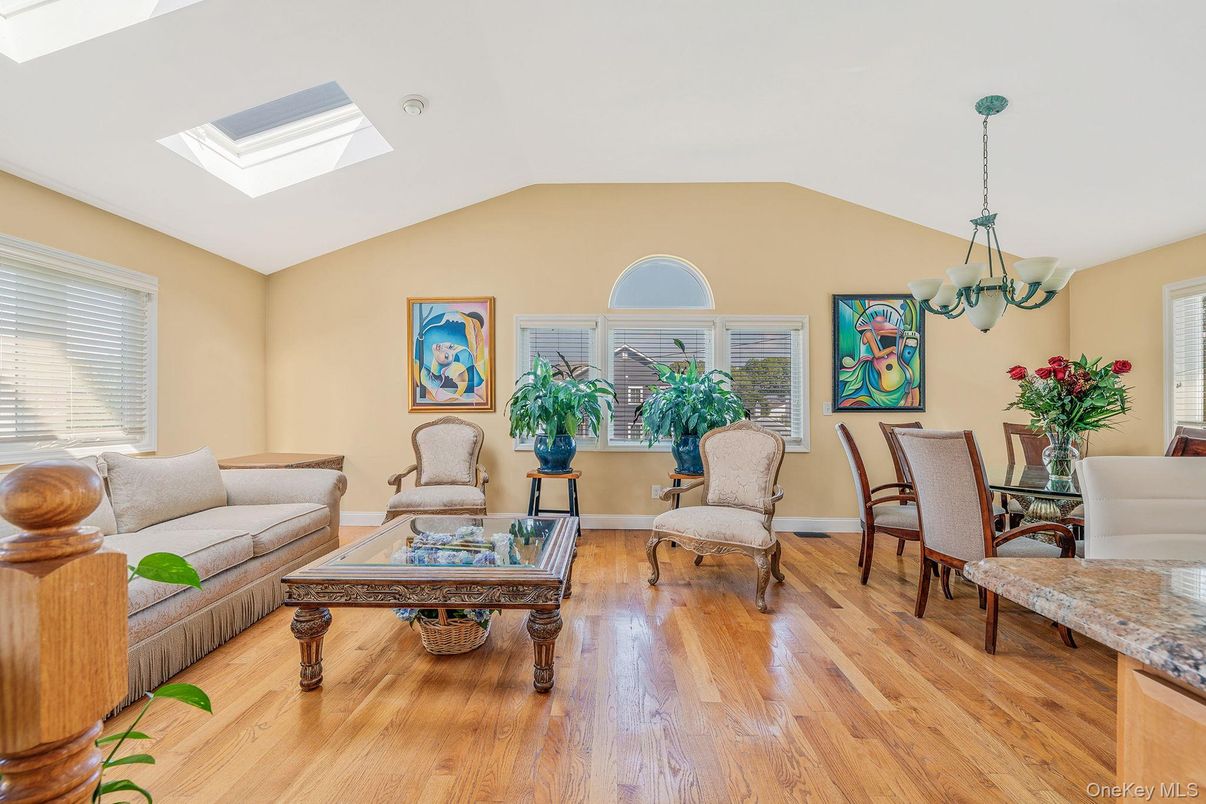 Chandelier, Dining room, Interior, Living room, Wood Texture Flooring