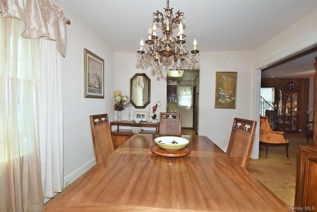 Chandelier, Dining room, Interior