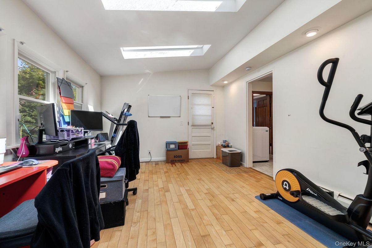 Fitness Equipment, Home Office, Interior, Recessed Lighting, Wood Texture Flooring