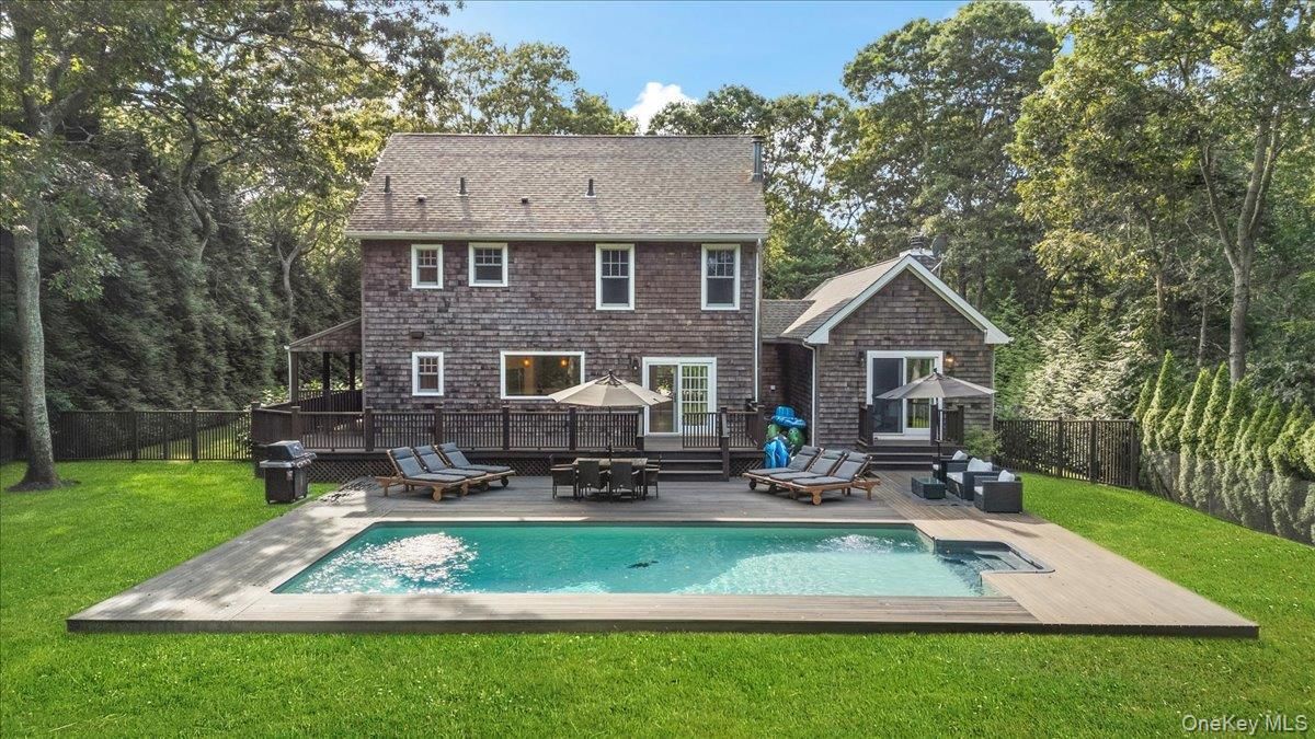 Backyard, Exterior, Pool