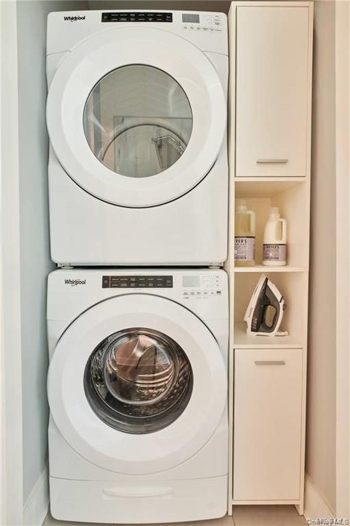 Interior, Utility Closets, Washer