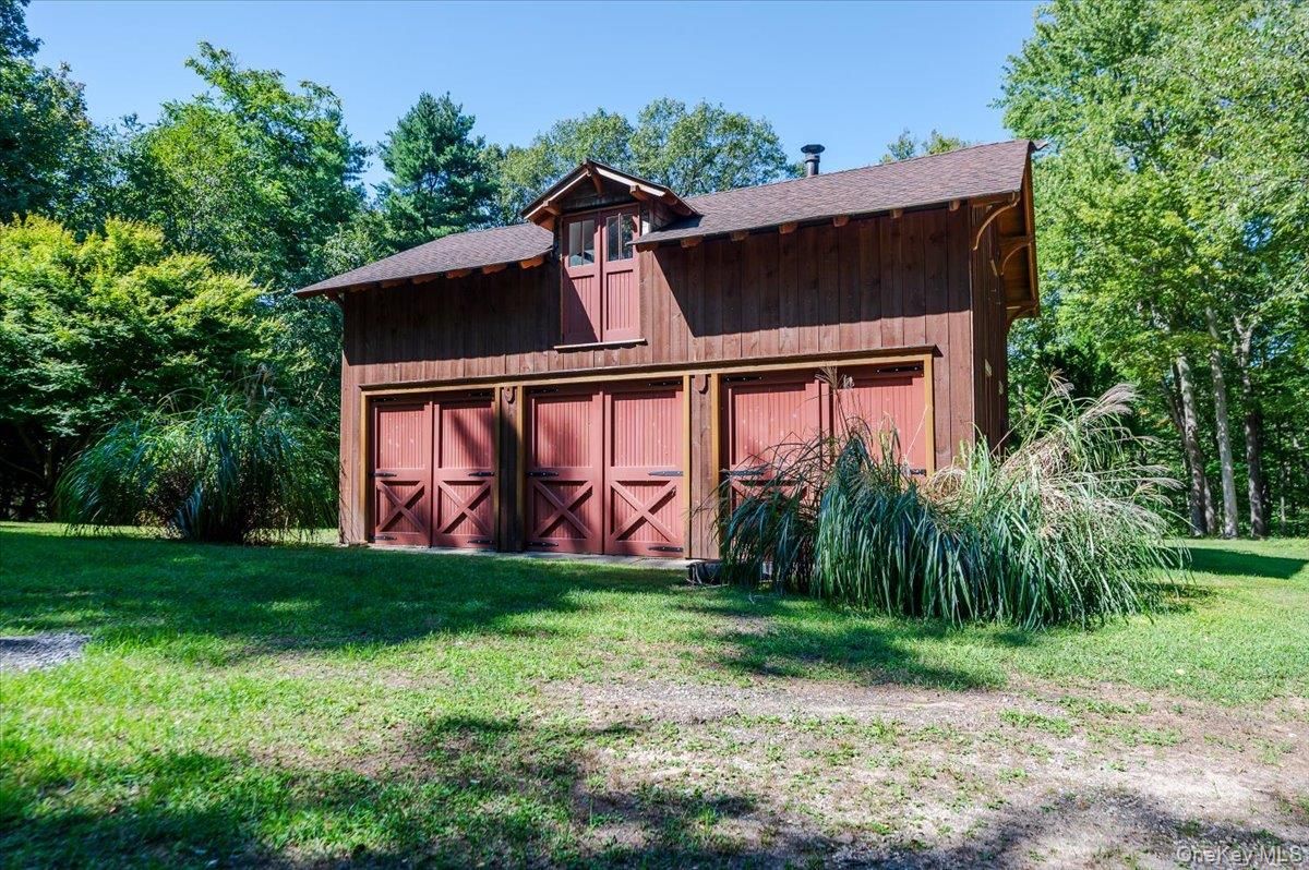 Backyard, Detached Garage, Exterior