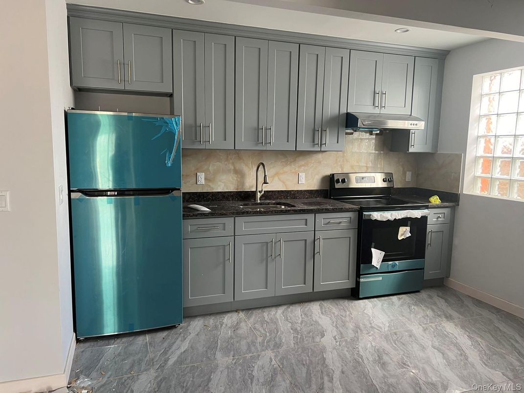 Interior, Kitchen, Marble, Recessed Lighting