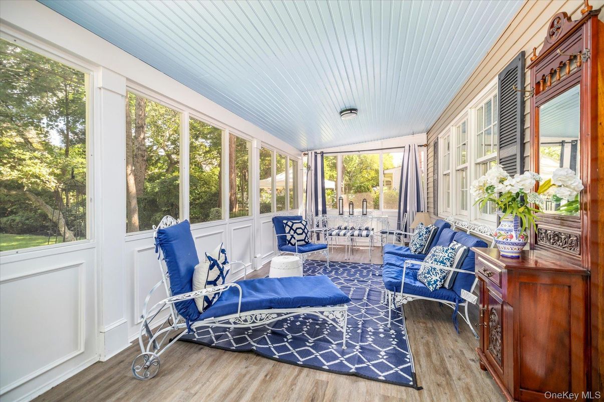 Interior, Sun Room, Wood Texture Flooring