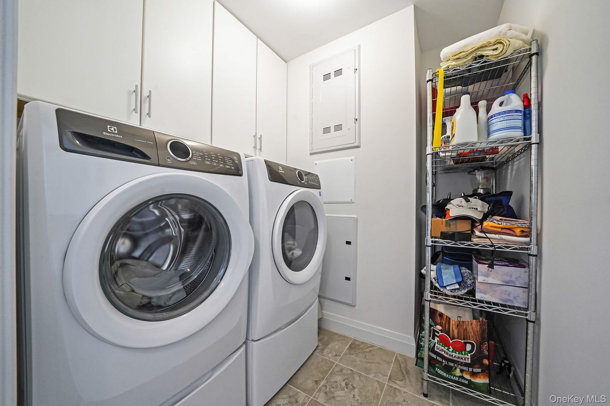 Interior, Washer