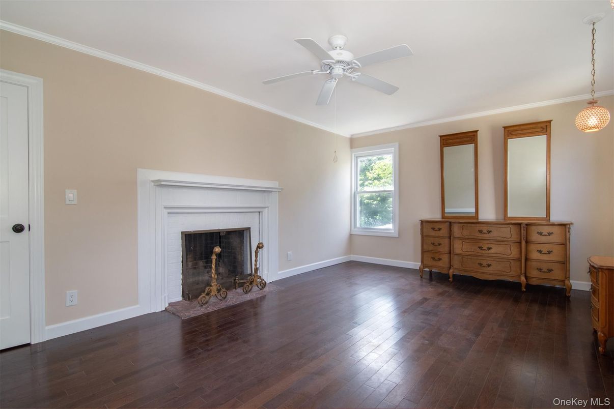 Fireplace, Interior, Pendant Lights, Wood Texture Flooring