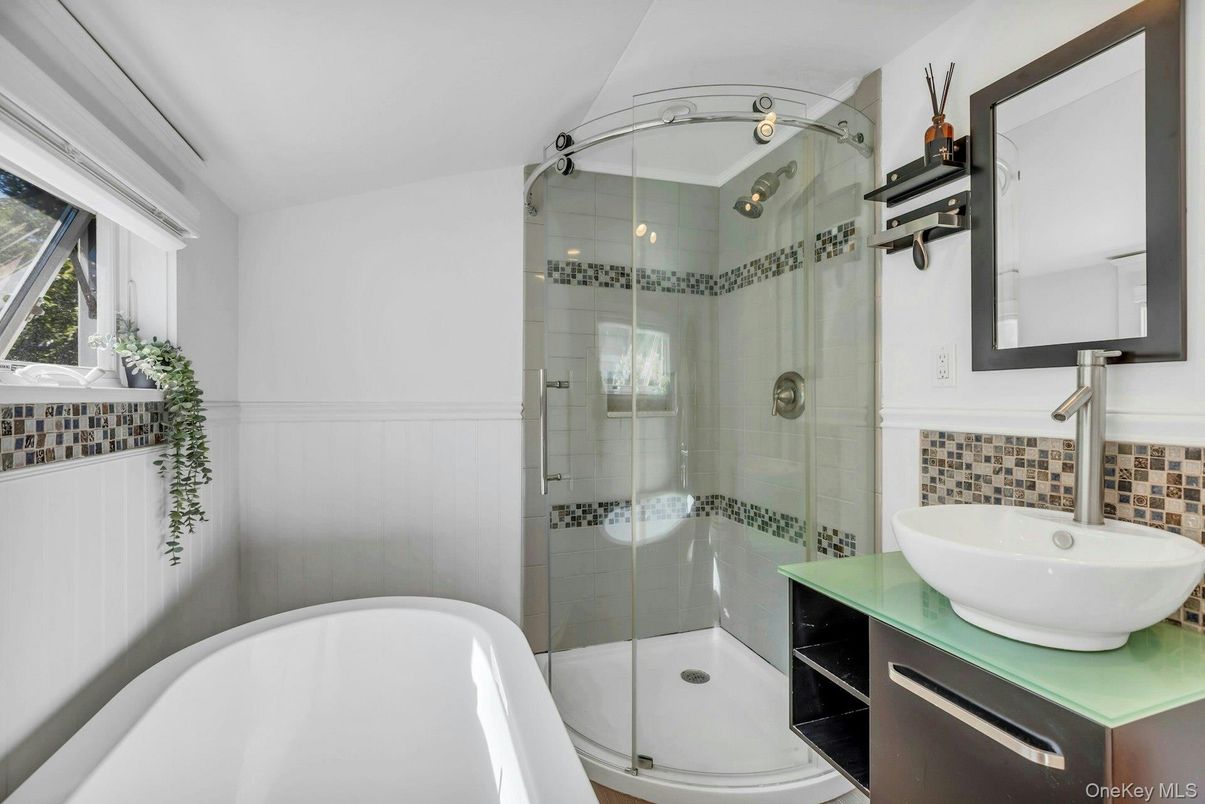 Bathroom, Free Standing Baths, Glass Shower, Interior